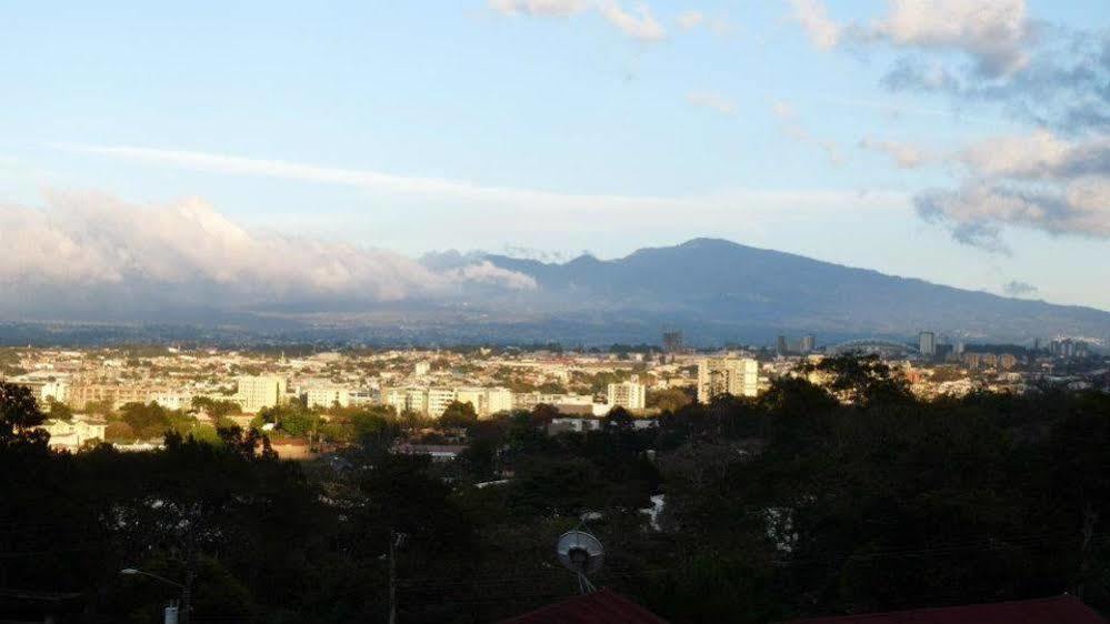Out Of Bounds Boutique Hotel San Jose  Bagian luar foto